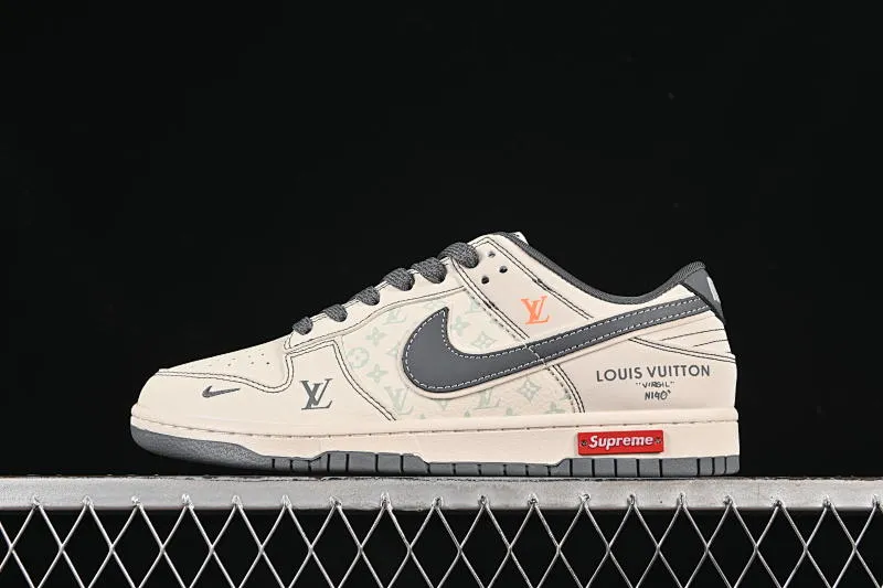 All categories Nk SB Dunk Series Nk SB Dunk Low High-end customized low-top sneakers Nike SB Dunk Low Double hook three-party joint anniversary high-end customized low-top casual sneakers YX5066-363